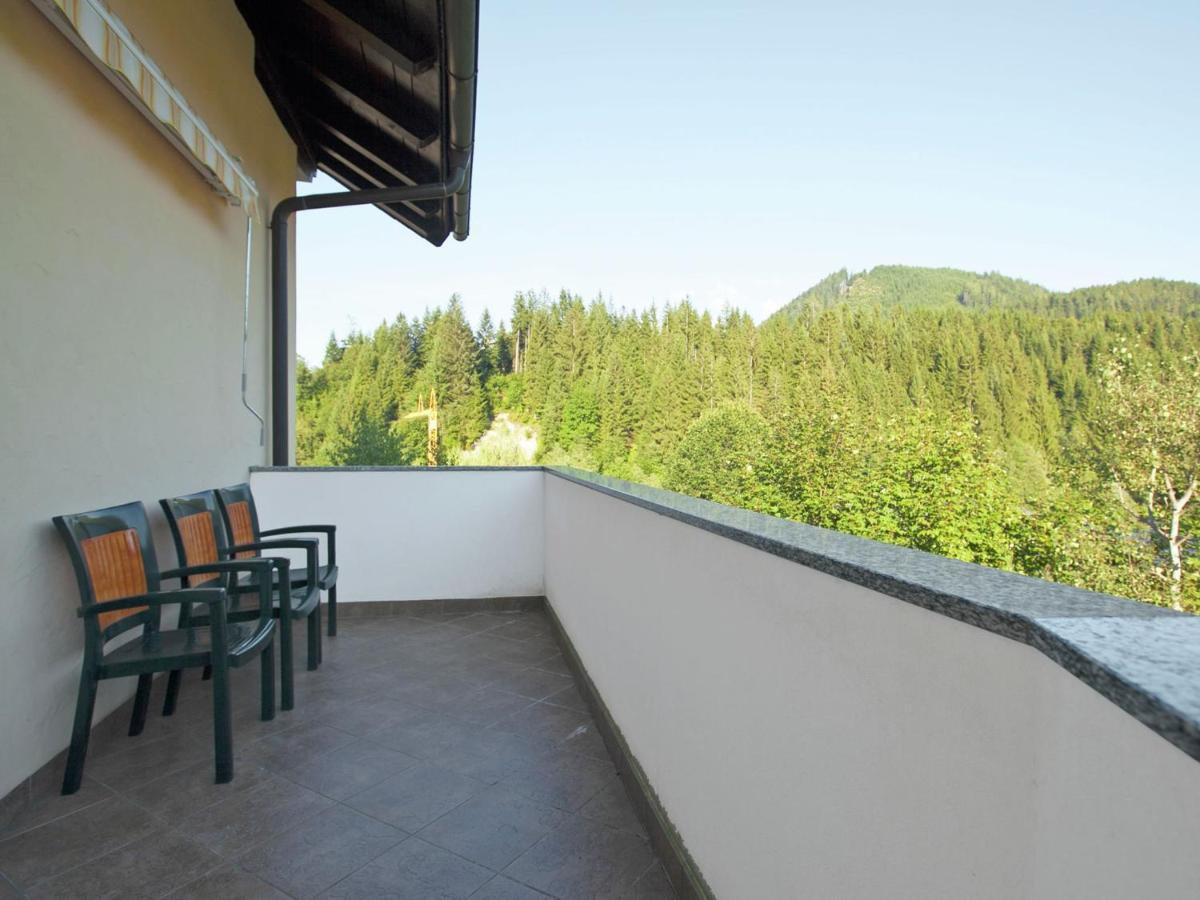 Apartment With Terrace In Salzburg Lungotz Bagian luar foto